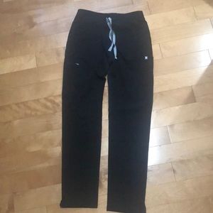 Figs Yola scrub pants